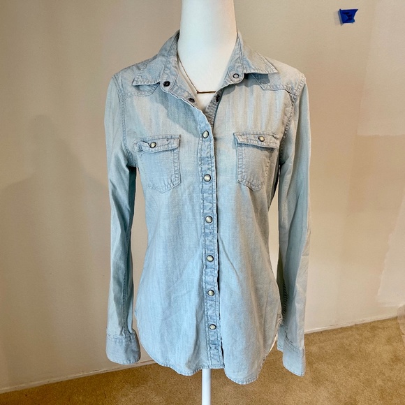 American Eagle Button Up Size S/P - Picture 1 of 11